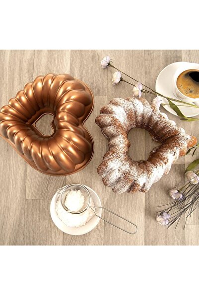 Orion FORMĂ DE COACERE PENTRU PRĂJITURĂ TIP „BABKA” ÎN FORMĂ DE INIMĂ, 28,5 C...