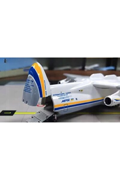 NO BRAND MODEL DE AVION AN225 ANTONOV – REPLICĂ DE COLECȚIE, 42 CM, SCARĂ 1:200