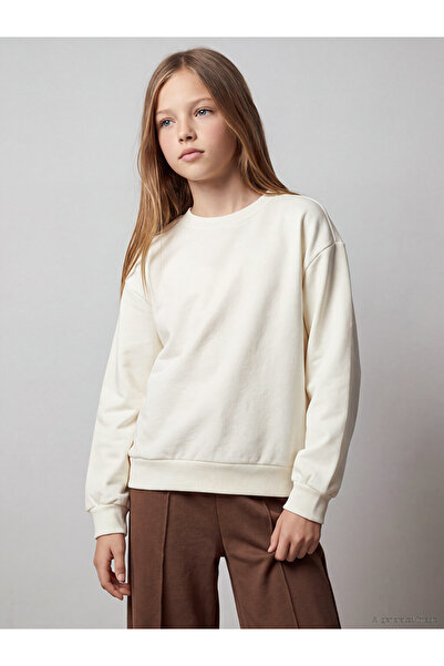 LC Waikiki Ecru Crew Neck Thick Sweatshirt for Girls - W6F431Z4-Kx0 |   Lcw