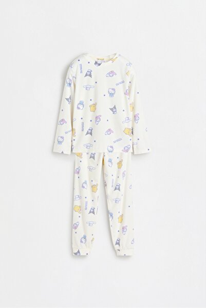 LEFTIES Hello Kitty & Friends ©SANRIO kadife pijama takımı