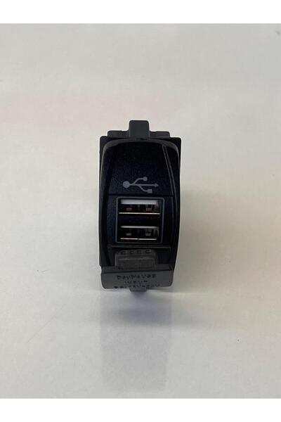 Massey Ferguson ACW3753110 Çift USB Şarj Portu – Orijinal AGCO