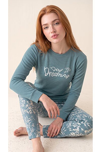 Arzey Mint Green Crew Neck Thermal Women's Long Sleeve Pajama Set