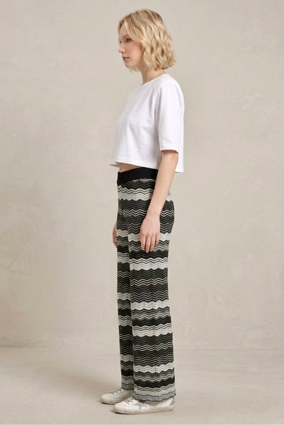lamea Women's Black Ecru Zigzag Patterned Wide Leg Knitwear Trousers