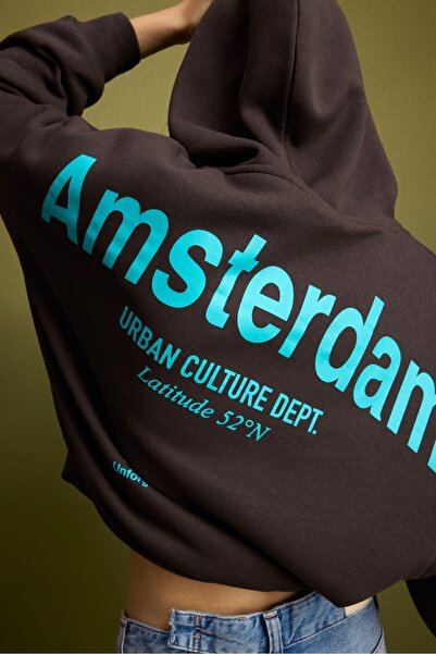 Stradivarius Grafik baskılı oversize sweatshirt
