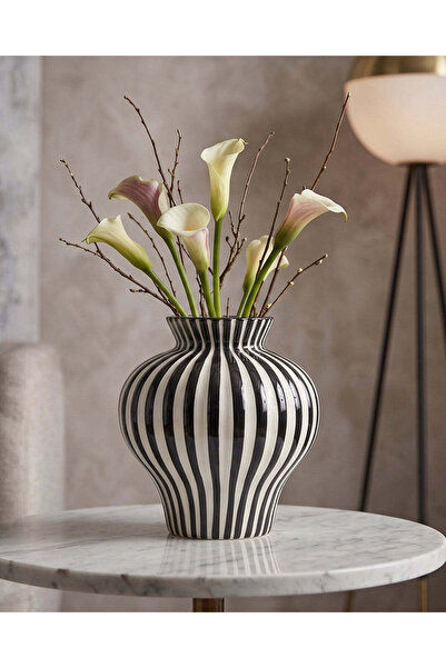 REDTAG Ceramic Monochrome Belly Vase