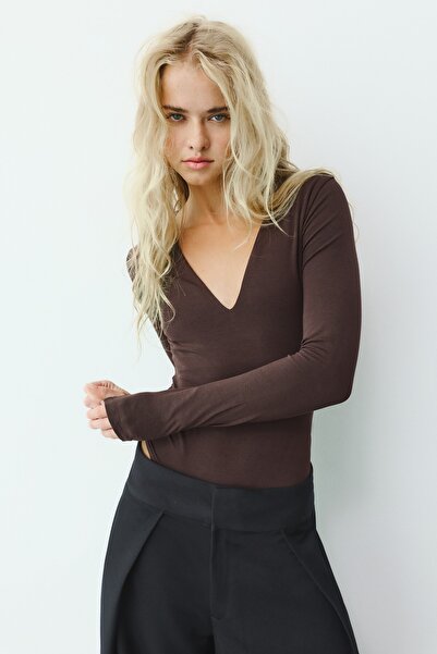 Pull & Bear v yaka body