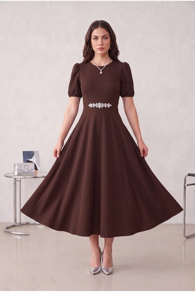 ALFUDO Moda Collection فستان سهرة بني متوسط الطول بأكمام على شكل البطيخ مع إكسسوارات حجرية، فستان التخرج
