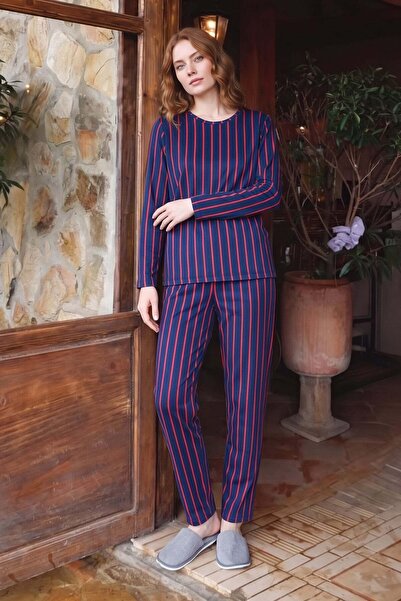 Fulla Moda Çizgili Bisiklet Yaka Süet Pijama Takımı