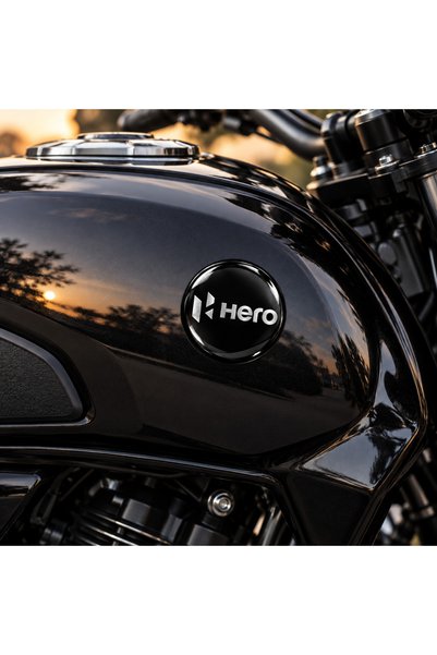 Redline Grafik Hero Gümüş Siyah 2 Adet Damla Kabartmalı 3D Etiket Sticker Redlinegrafik