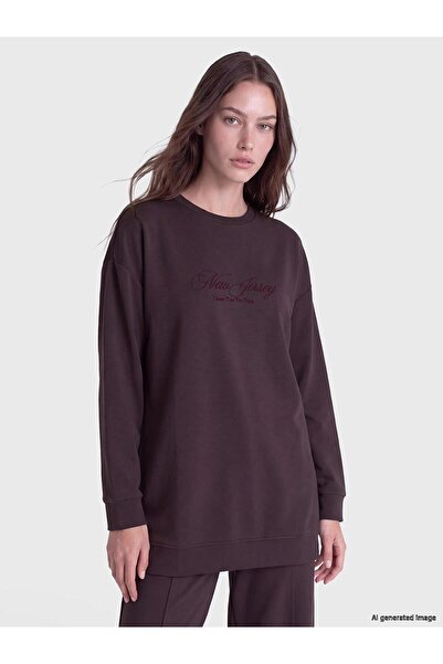 LC Waikiki Plum Embroidered Soft Touch Women's Sweatshirt Tunic (W6)