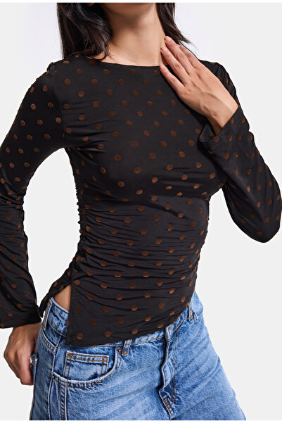 it's basic Kadın Siyah Puantiye w6-1 Shirred Blouse