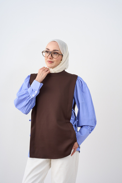 LOCCO تونيك نسائي بأكمام مخططة وتفاصيل ربط جانبية باللون البني