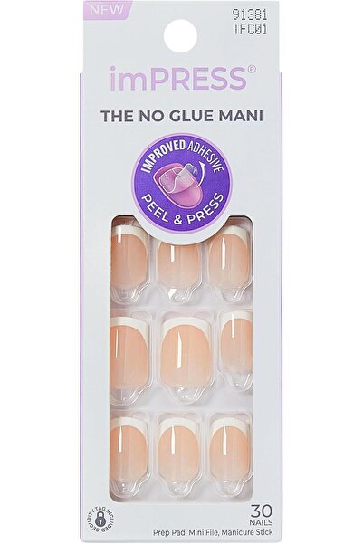 Kiss imPRESS Nails Model