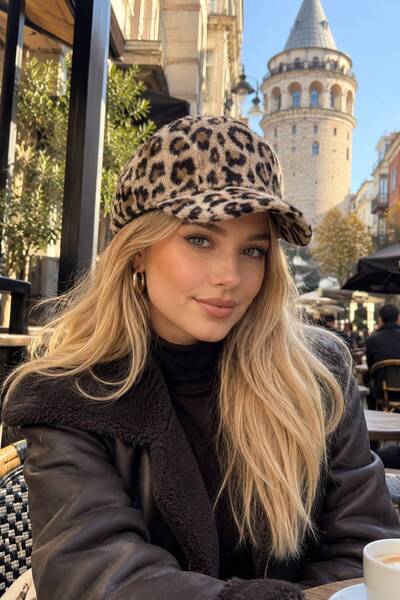 BALIENTE Brown Leopard Patterned Plush Cap Women's Hat
