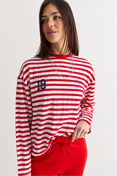 Bianco Lucci Women's White-Red Striped Digital Print Detailed Oversize Long S...