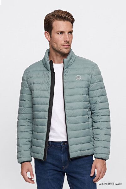 WRANGLER Regular Fit Normal Cut Stand Collar Puffer Jacket with Pockets