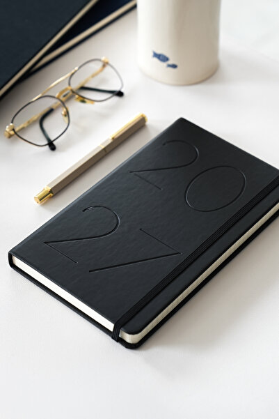 Matt Notebook 2027 Yılı 13x21 cm Günlük Ajanda Siyah