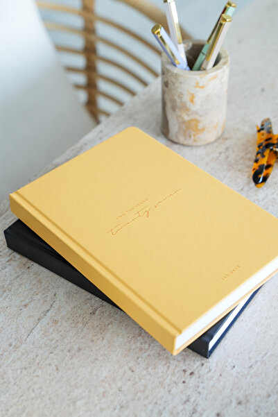 Matt Notebook 2027 Yılı A5 Tam Gün Ajanda 15x22 cm - 365 Gün Sarı