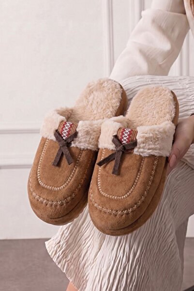 FUGA MODA Vumi Taba Fiyonklu Kürk Yakalı Sessiz Taban Kadın Kışlık Ev Terliği