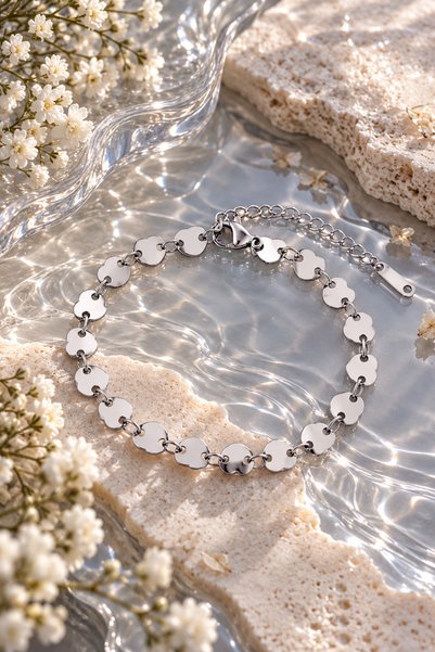 Sylvera Shop Heart Sequin Chain Detailed Steel Bracelet (Silver Color)