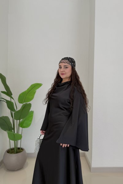 CHUL BÜYÜK BEDEN KADIN VEREV SATEN ELBİSE - SİYAH