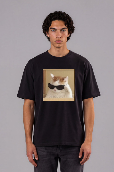 VSRN Tricou negru supradimensionat cu imprimeu frontal cu design Pisică cu oc...