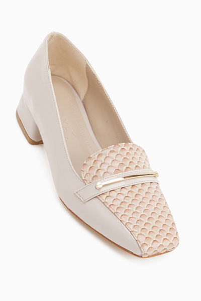 Limoya Γυναικεία παπούτσια με τακούνι Verna Beige λουστρίνι με λεπτομέρεια κρ...