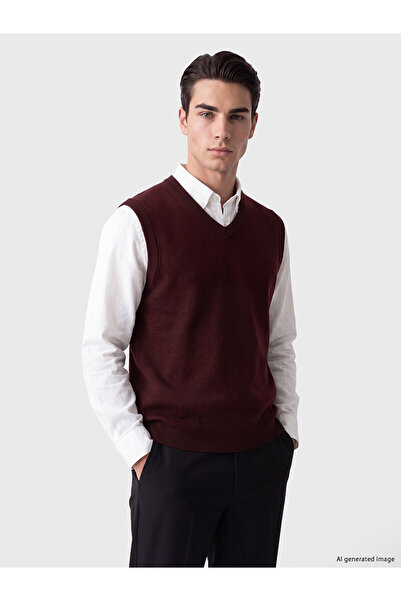 LC Waikiki Nevavm Farkıyla Lcwaikiki Classic Claret Red Knitwear Plain V-Neck...
