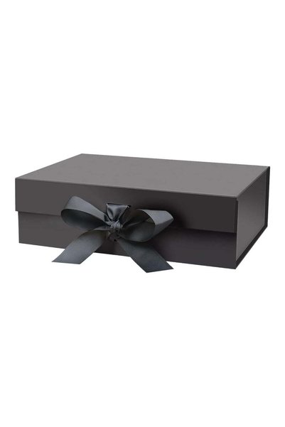 Generic High-end gift boxes, large black gift boxes with ribbons, folding gif...
