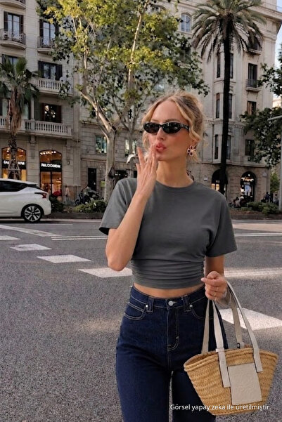 COMBİNE MİCHAİL Women's Crew Neck Smoked Crop T-Shirt