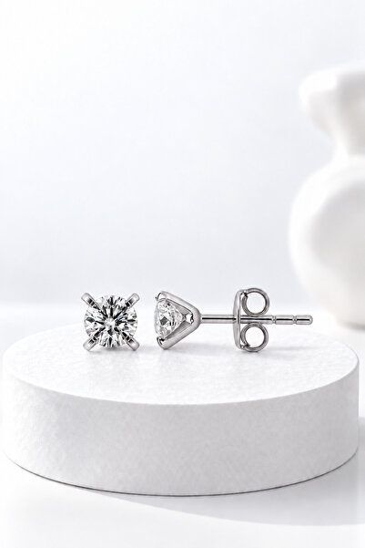 jelux silver Gümüş 925 Ayar 5 mm Solitaire Star Kesim Zirkon Taşlı Rodyumlu Küpe