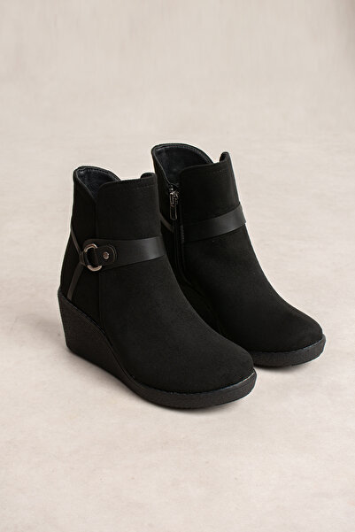 Madam Tarz Kcl-Dl01 Belt Detail Wedge Heel Boots