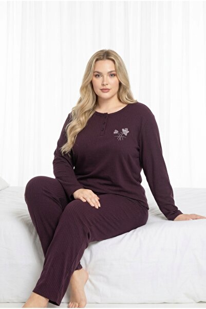 GOOD NİGHT Kadın Büyük Beden Mürdüm Çiçek Nakışlı Düğmeli Interlok Pijama Takımı