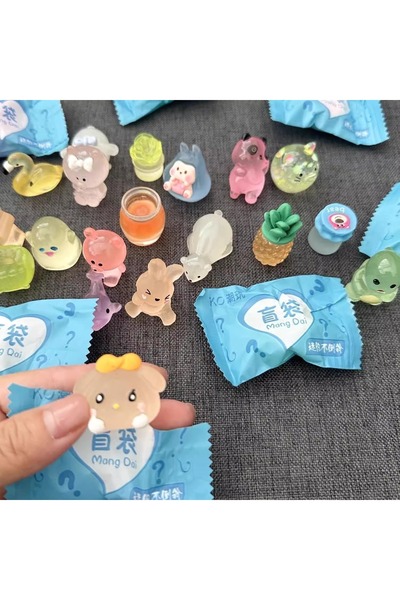 Choice random 30pcs Luminous Mini Animal Blind Bag Kawaii Glow In The Dark Fi...
