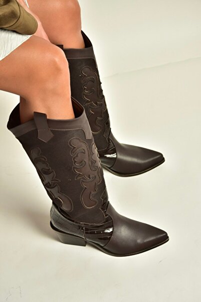 Fox Shoes Z920123909 Brown Low Heeled Cowboy Model Women's Boots