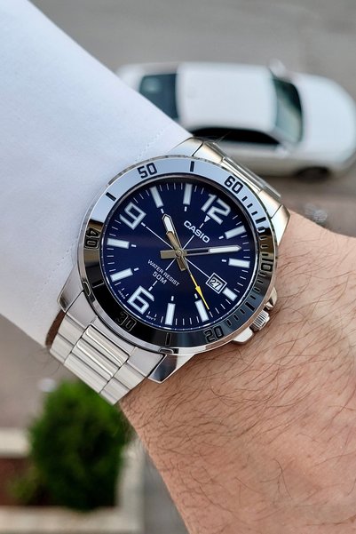 Casio Dial in Navy Blue, Strap in Metallic Color, 2 Years Warranty, 5 Atm Men's Wristwatch