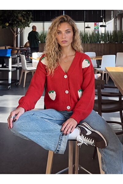 Juuuj Red Knitwear Textured V-Neck Oversize Off-Shoulder Buttoned Strawberry ...