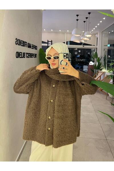 Nes Moda Kadın Atkılı Düğme Detaylı Angora Peluş Hırka Ceket
