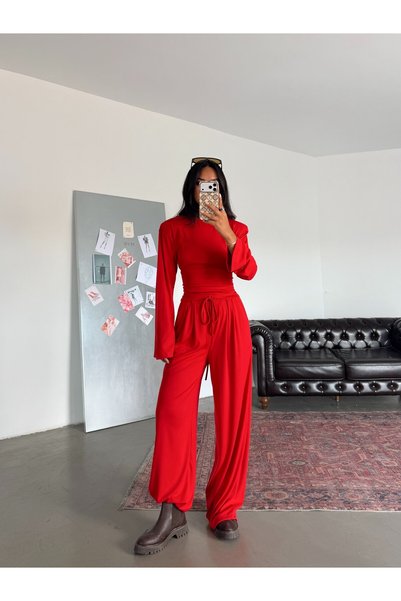 myd Drawstring Backed Padded Suit - Red