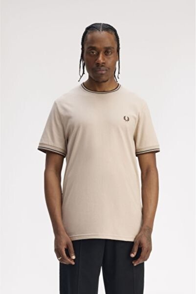 Fred Perry KREM LOGOLU ERKEK T-SHIRT