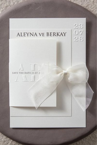 ALEYNA MATBAA Organze Kurdeleli Gofre Kabartmalı Minimalist Düğün, Nişan, Nikah Davetiyesi (50 Adet)