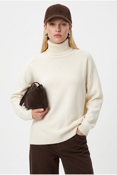 Ritnice Women's New Teressa Cream Turtleneck Oversize Knitwear Sweater