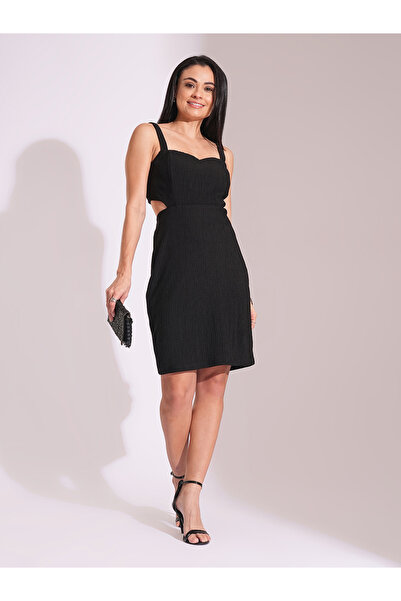 Globus By Styli Black Sleeveless Sheath Dress for Daytime Wear