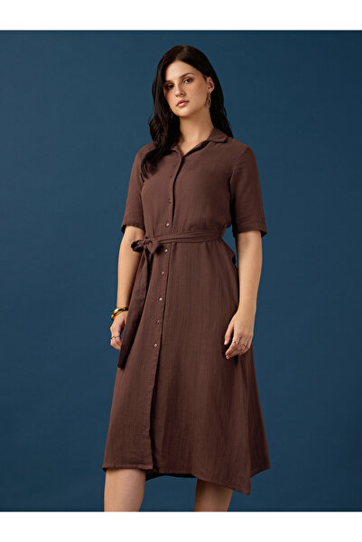 Globus By Styli Brown Textured A-Line Midi Dress with Belt - Short Sleeves