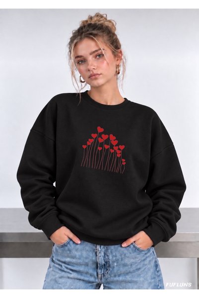 FUFLUNS Red Hearts Printed Oversized Women's Crewneck Sweatshirt