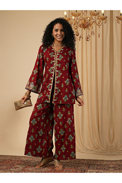 Globus By Styli Printed Mirror Work Top and Pants Co-Ords