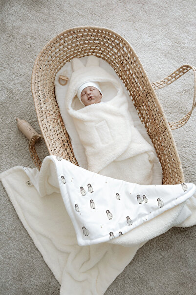 Tuğba Kuğu Plush Swaddle and Double-Faced Blanket - Little Penguins