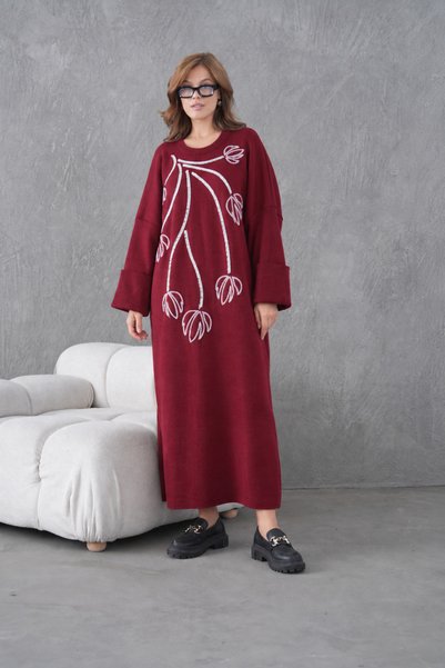 Moda Neval فستان نسائي طويل بقصة فضفاضة وياقة دائرية مع تطريز مفصل