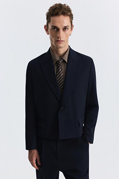 Antioch Crop Fit Blazer Ceket