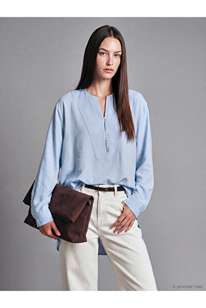 LC Waikiki Özmarka New Season Blue Cropped Collar Oversize Blouse